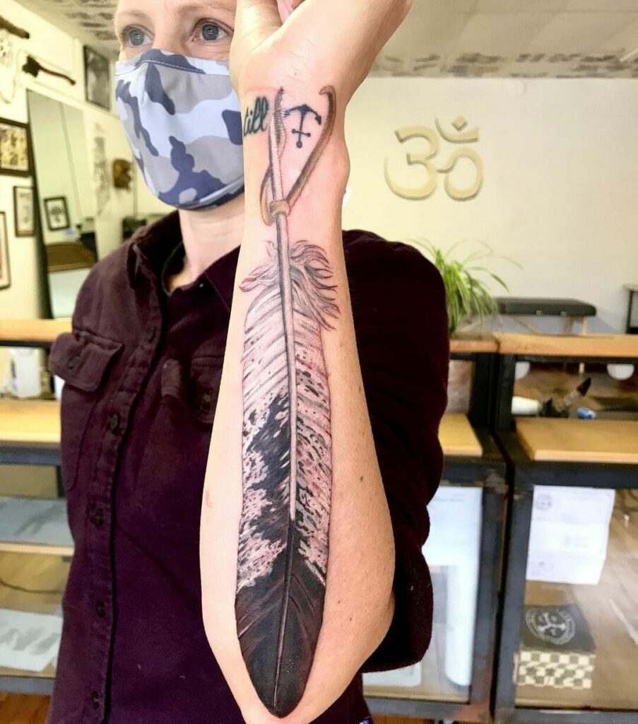 Tattoo Eagle Feather Design